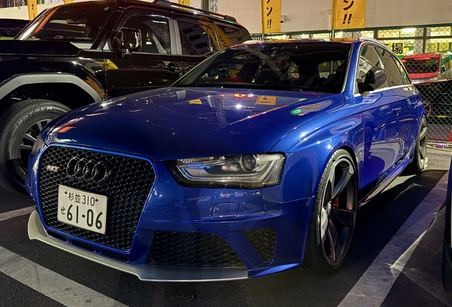 Audi RS4 Avant B8