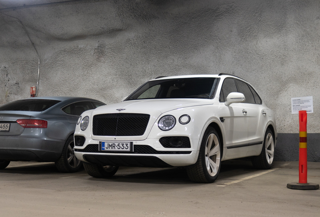 Bentley Bentayga Hybrid