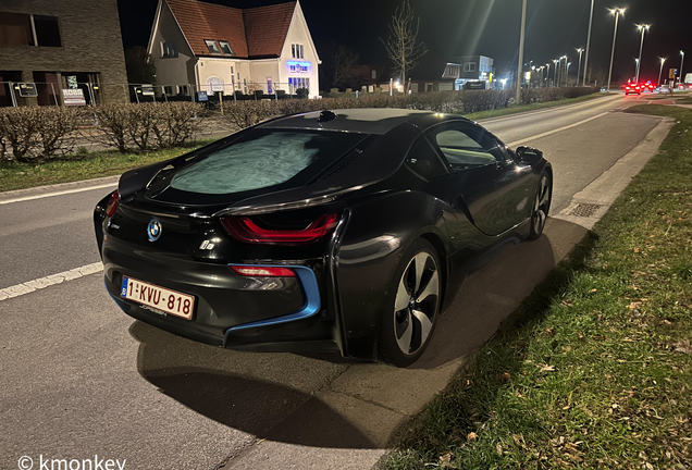 BMW i8