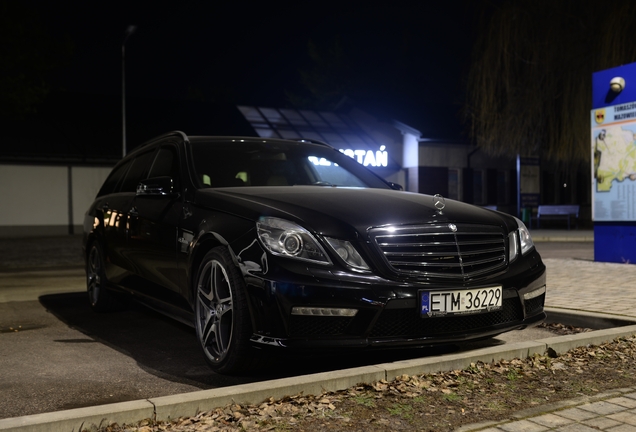 Mercedes-Benz E 63 AMG S212