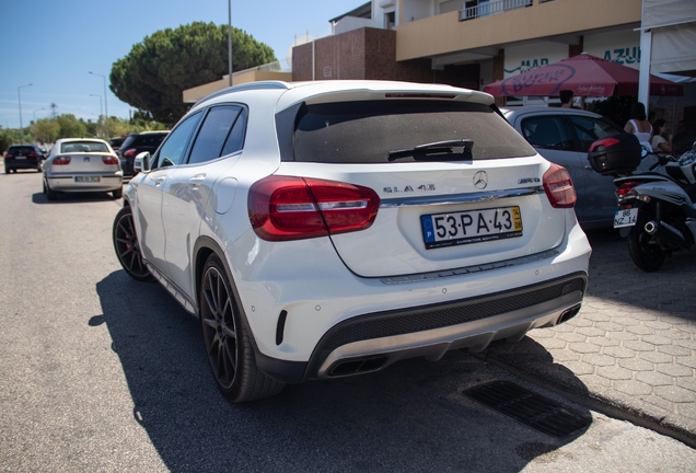Mercedes-Benz GLA 45 AMG X156
