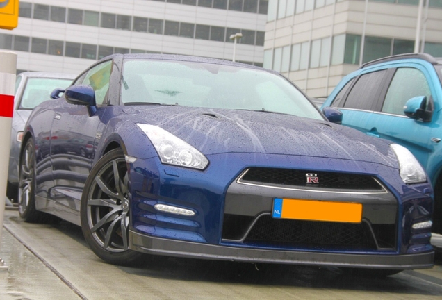Nissan GT-R 2012