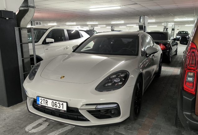 Porsche 971 Panamera Turbo Sport Turismo