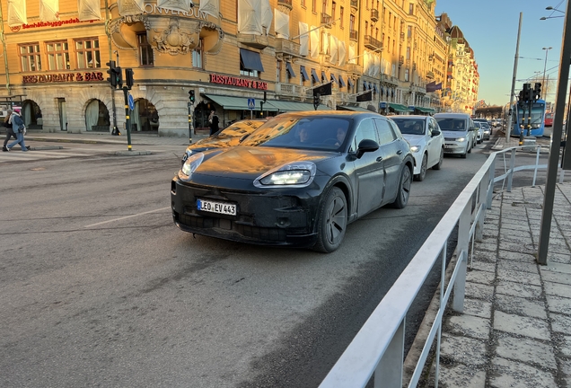 Porsche Cayenne EV