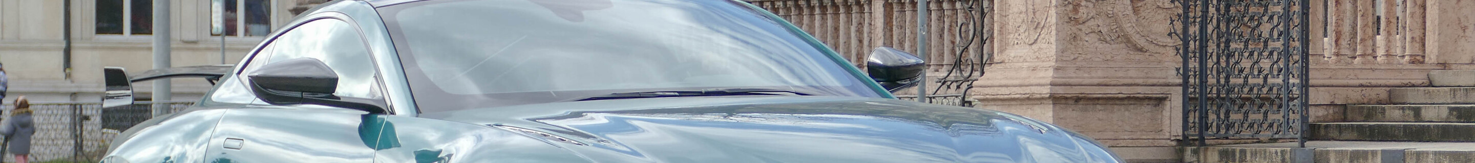 Aston Martin V8 Vantage Formula 1 Edition