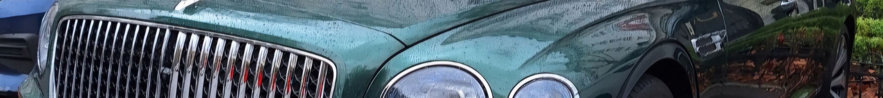 Bentley Flying Spur Hybrid