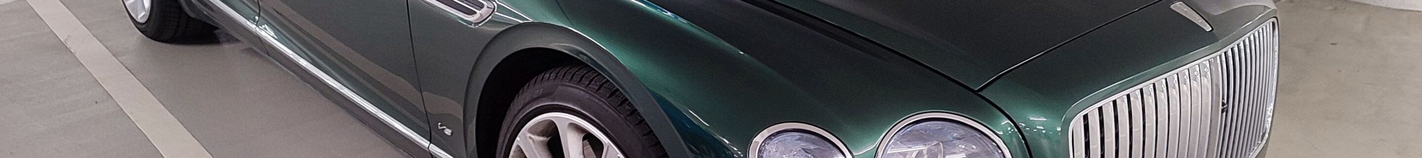 Bentley Flying Spur V8 2021