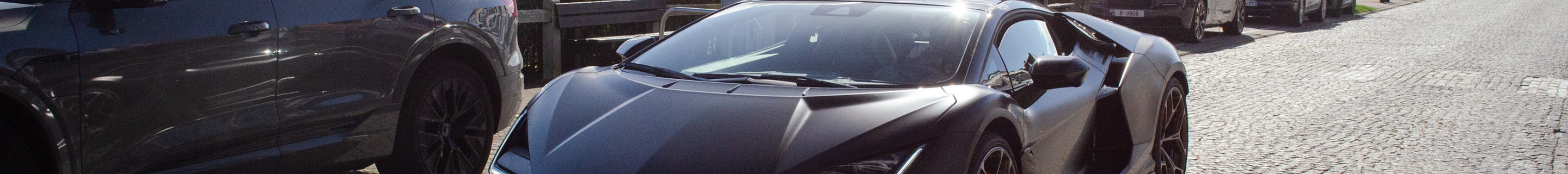 Lamborghini Revuelto