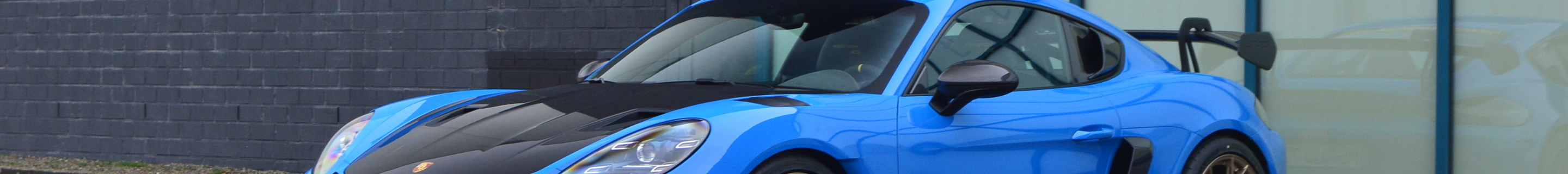 Porsche 718 Cayman GT4 RS Weissach Package
