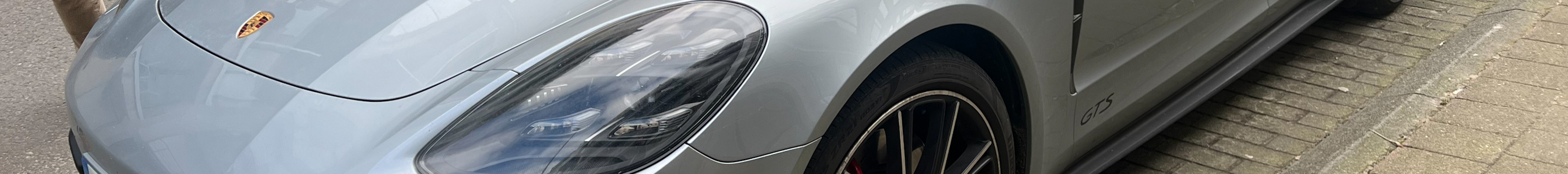 Porsche 971 Panamera GTS Sport Turismo
