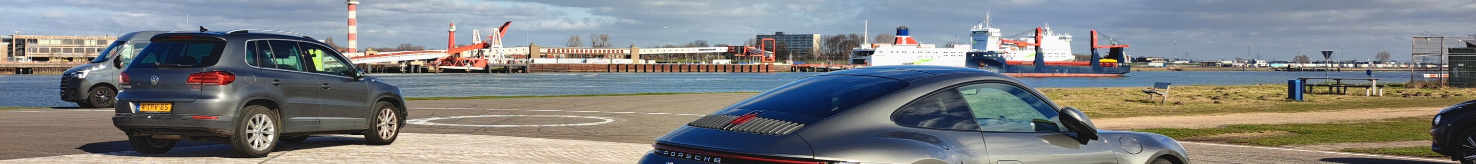 Porsche 992 Carrera 4S MkI