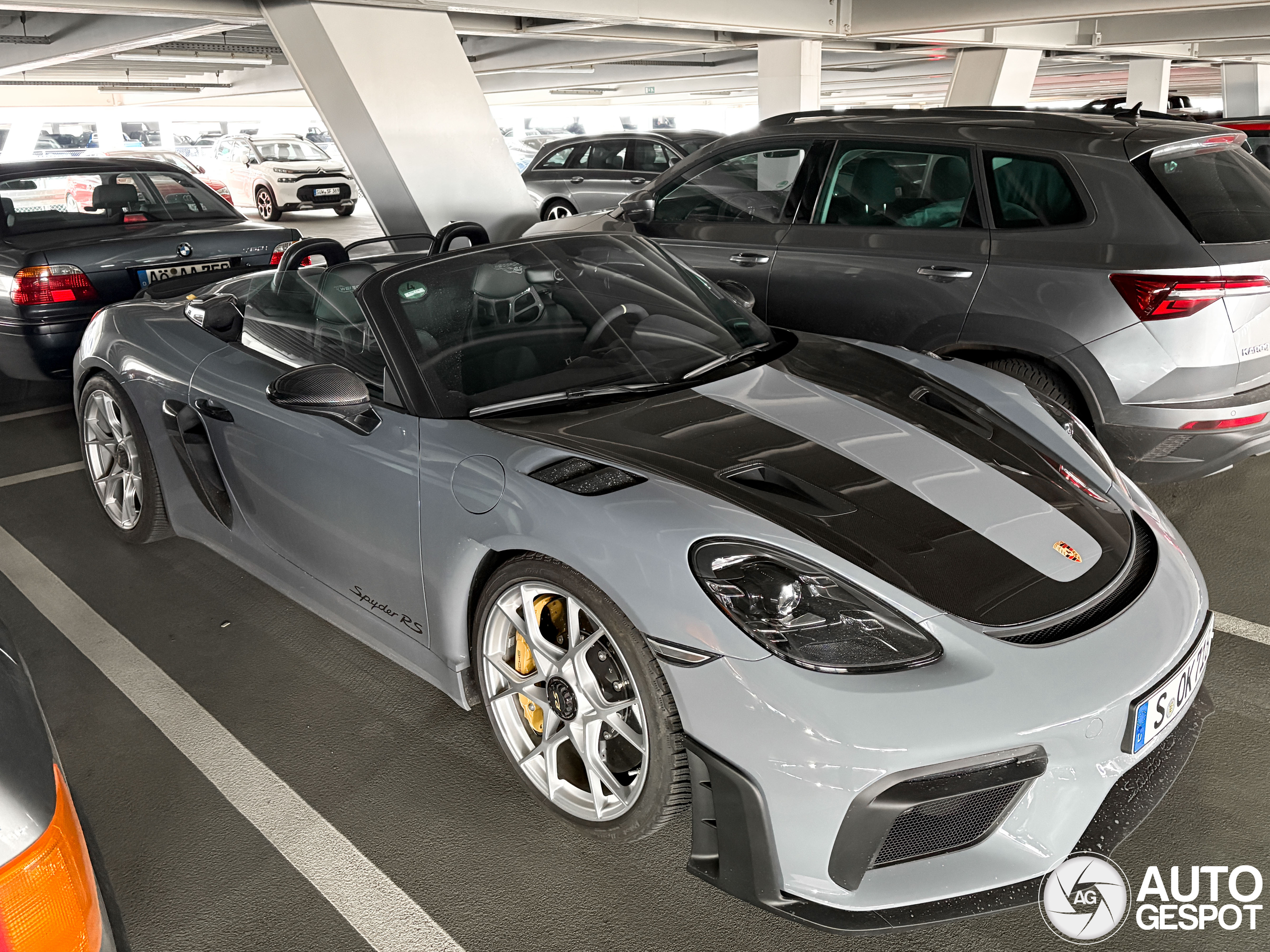 Porsche 718 Spyder RS Weissach Package