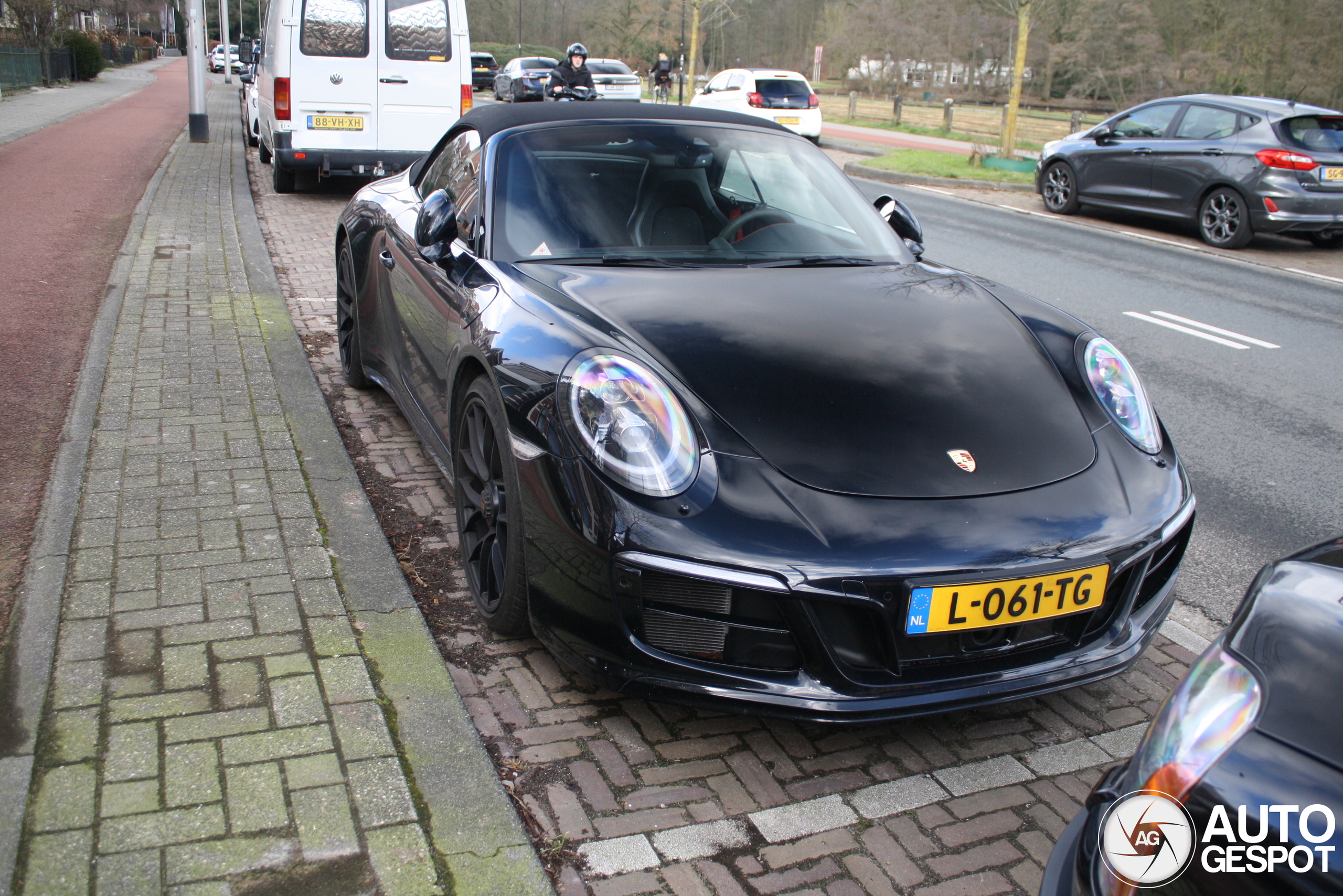 Porsche 991 Carrera 4 GTS Cabriolet MkII