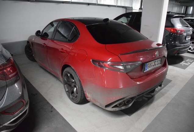 Alfa Romeo Giulia Quadrifoglio 2023