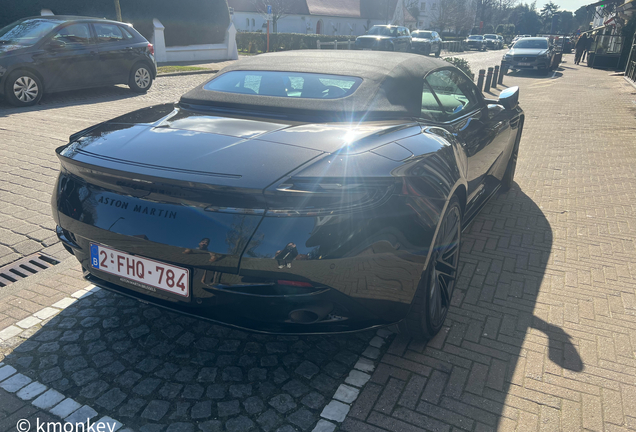 Aston Martin DB12 Volante