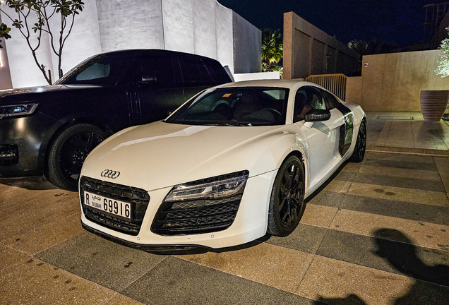 Audi R8 2013