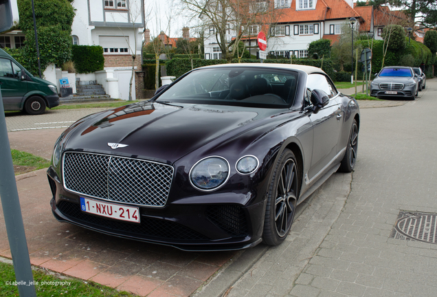 Bentley Continental GTC V8 2020