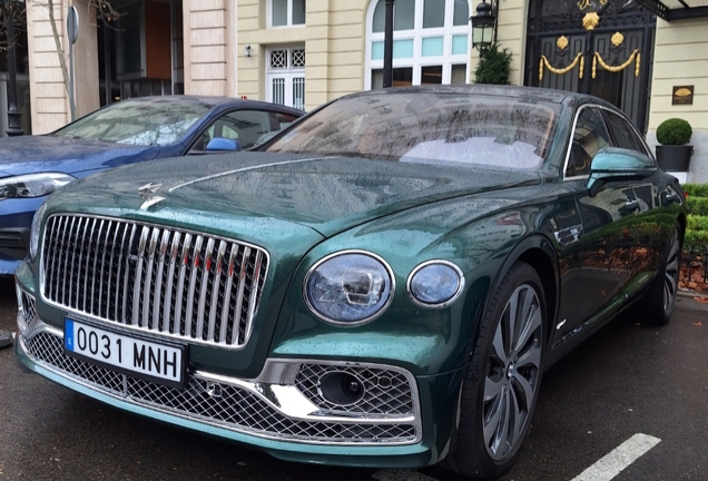 Bentley Flying Spur Hybrid