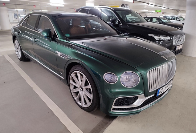 Bentley Flying Spur V8 2021