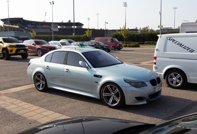 BMW M5 E60 2005
