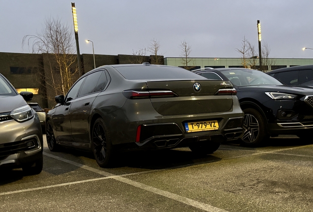 BMW M760e xDrive