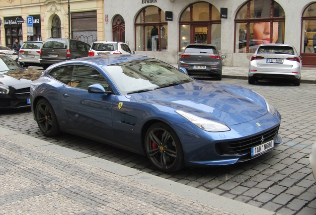 Ferrari GTC4Lusso