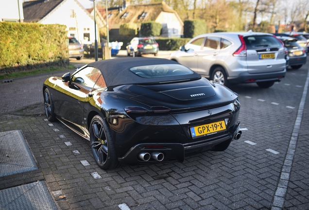 Ferrari Roma Spider