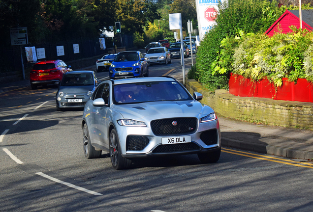 Jaguar F-PACE SVR