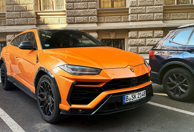 Lamborghini Urus