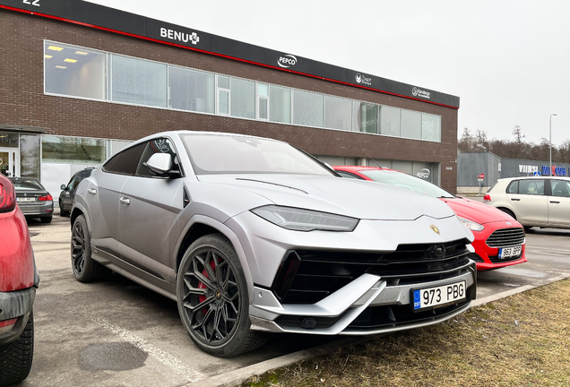 Lamborghini Urus S