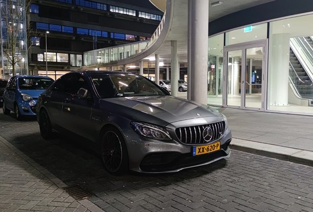 Mercedes-AMG C 63 S W205