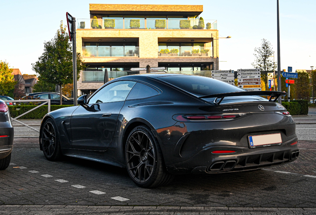 Mercedes-AMG GT 63 C192