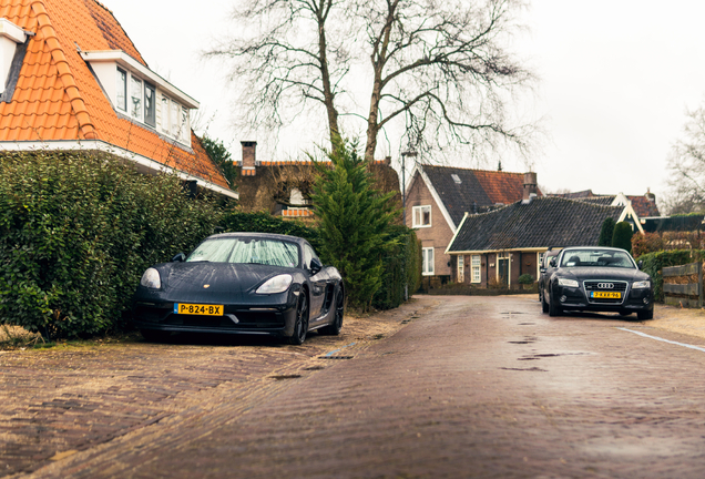Porsche 718 Cayman S
