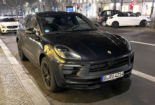 Porsche 95B Macan GTS MkIII