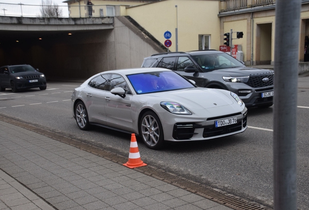 Porsche 972 Panamera Turbo E-Hybrid