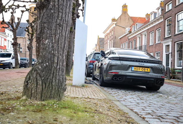 Porsche 972 Panamera Turbo S E-Hybrid