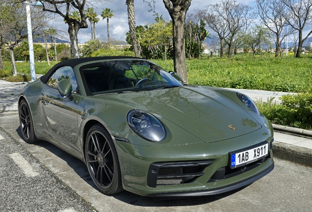 Porsche 992 Carrera 4 GTS Cabriolet