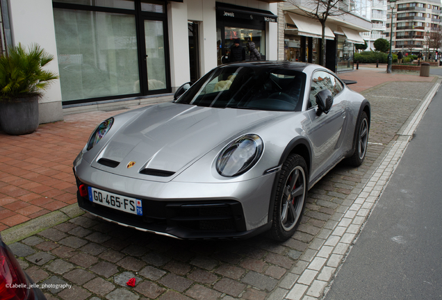 Porsche 992 Dakar