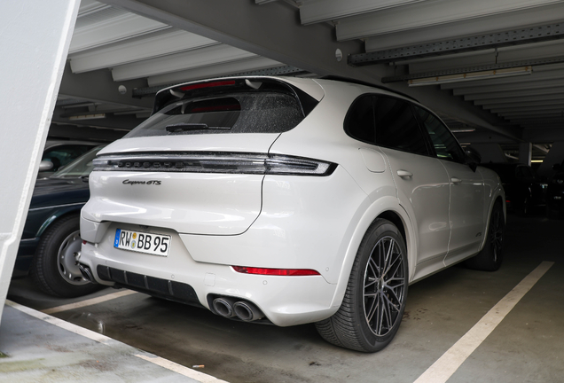 Porsche 9YA Cayenne GTS MkII