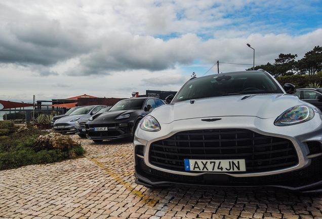 Porsche Macan EV Turbo