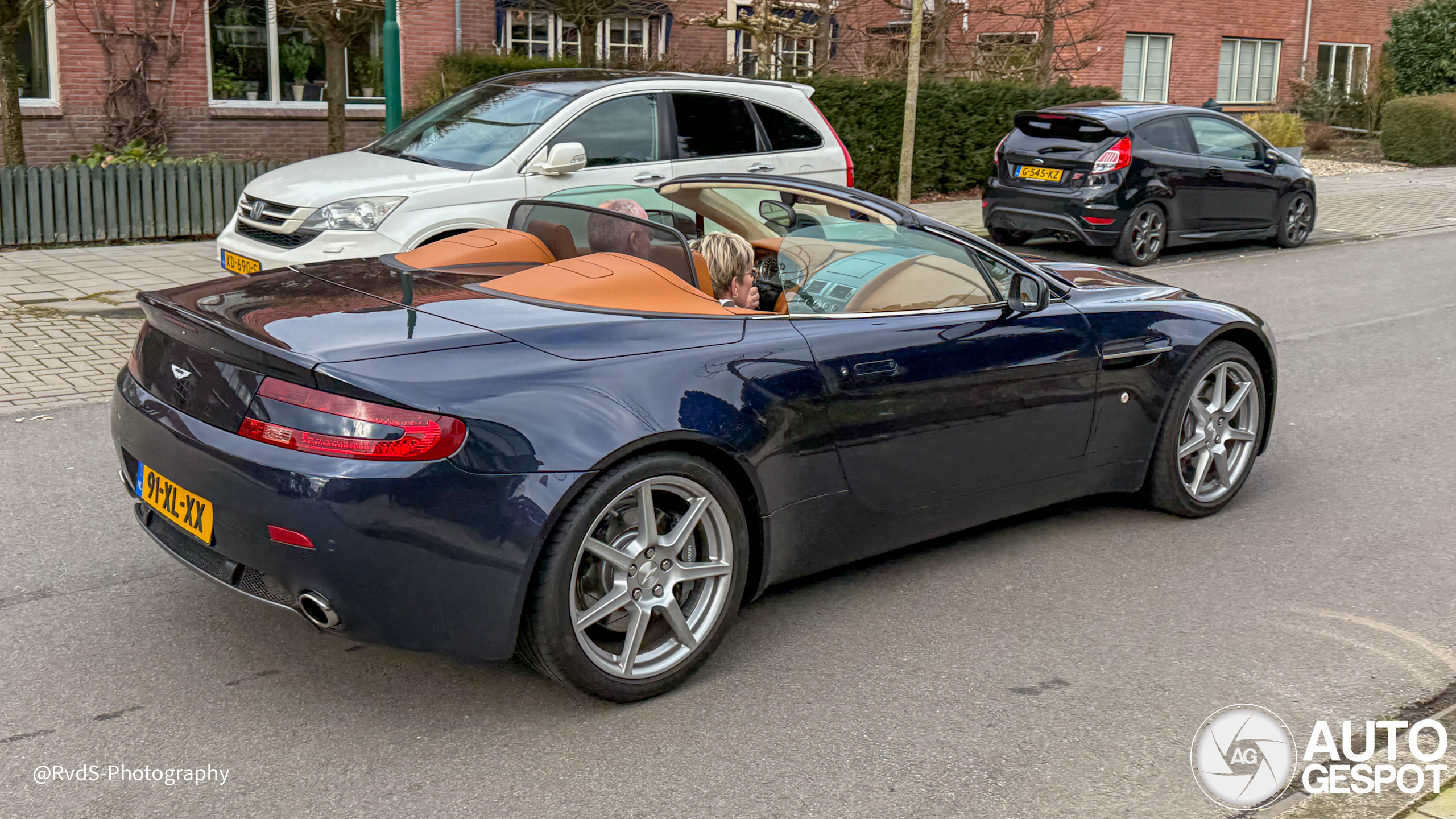 Aston Martin V8 Vantage Roadster