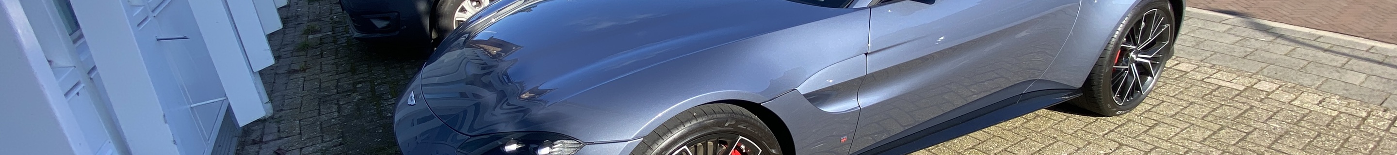 Aston Martin V8 Vantage Roadster 2020