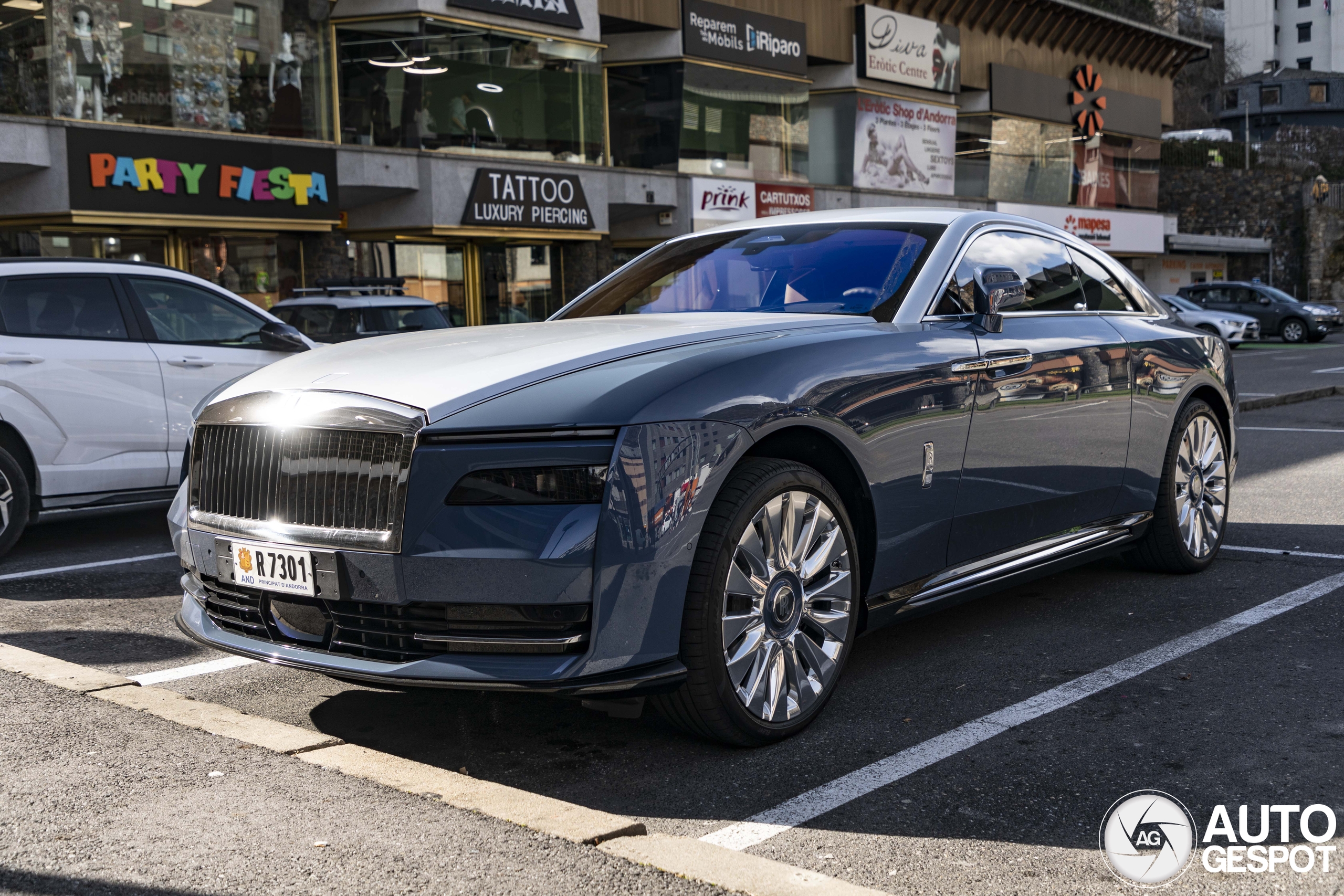 Rolls-Royce Spectre