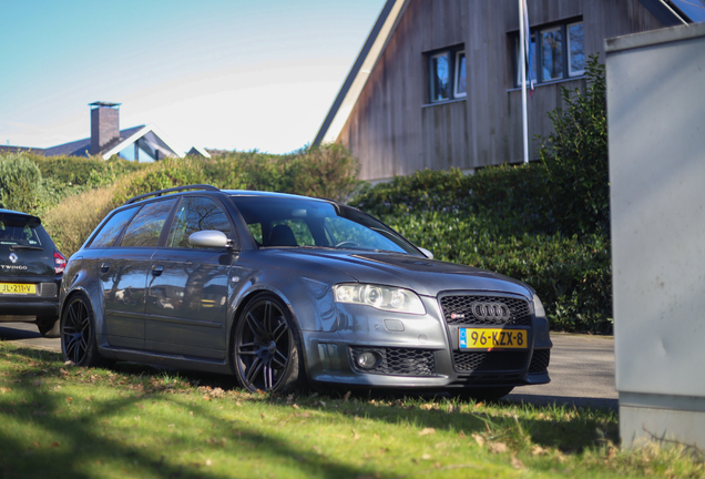 Audi RS4 Avant B7