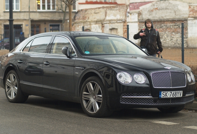 Bentley Flying Spur V8