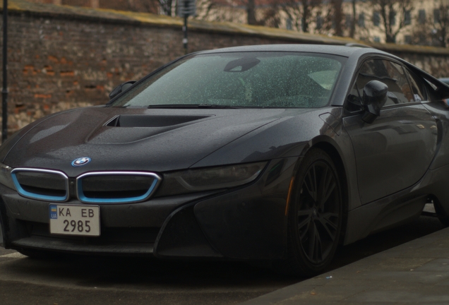 BMW i8