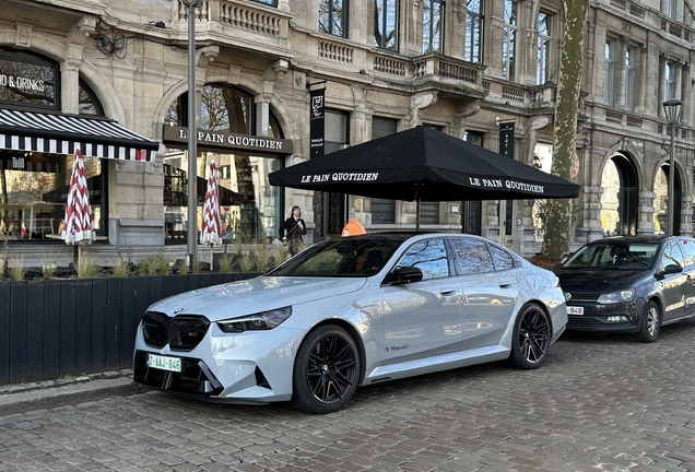 BMW M5 G90