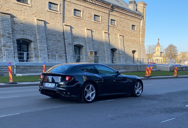 Ferrari FF