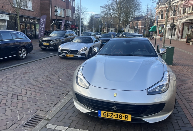 Ferrari GTC4Lusso
