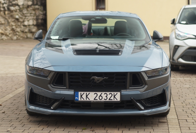 Ford Mustang Dark Horse 2024